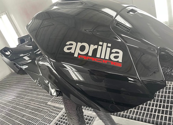 Aprilia RSV4 1000 RR 2018 19 of 23