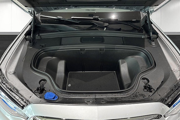Mercedes-Benz GLC400 13 of 15