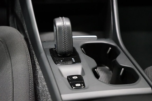 Volvo XC40 14 of 22