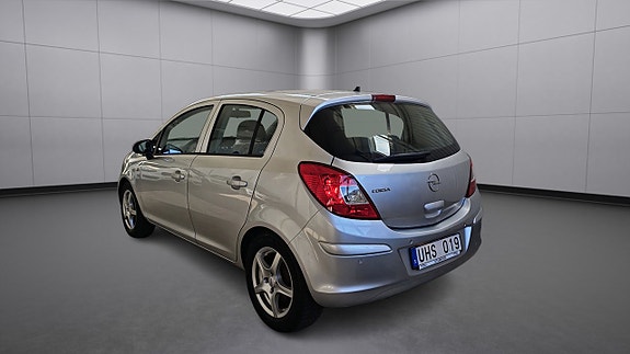 Opel Corsa 3 of 5