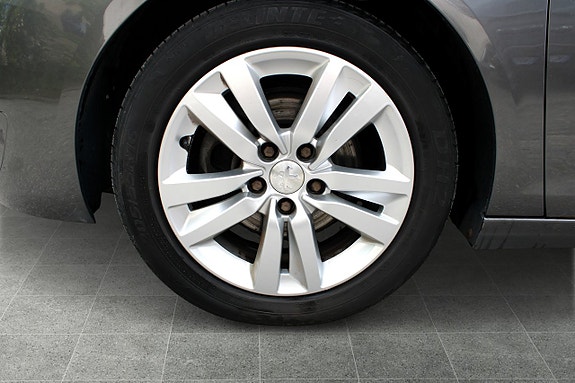 Peugeot 308 SW 11 of 11