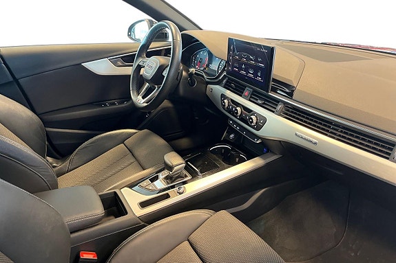 Audi A4 24 of 29