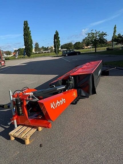 Kubota DM2032 7 of 8