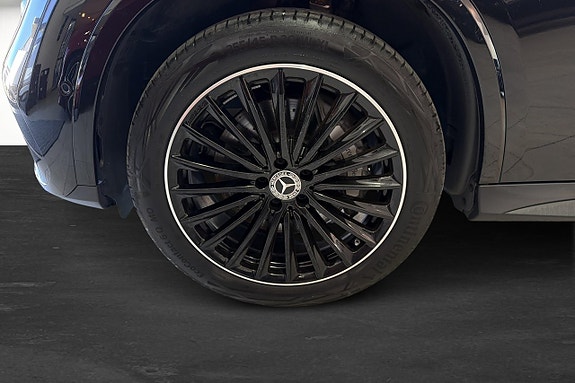 Mercedes-Benz GLC300 de 5 of 5