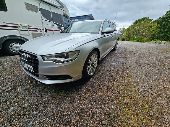 Audi A6 4 of 9