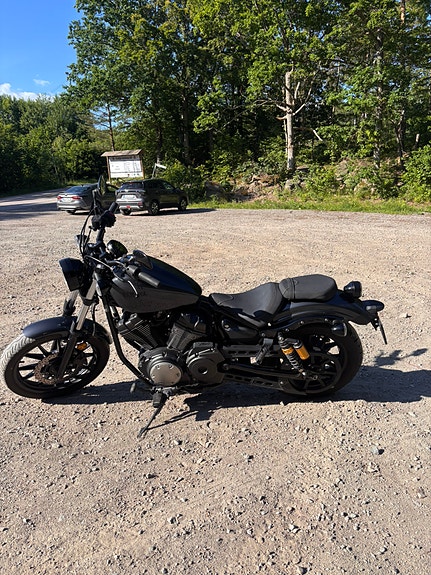 Yamaha XV950R 3 of 4