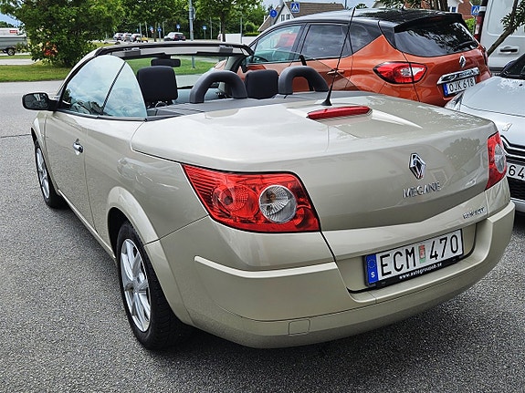 Renault Megane 8 of 15