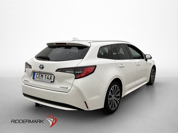 Toyota Corolla 8 of 30