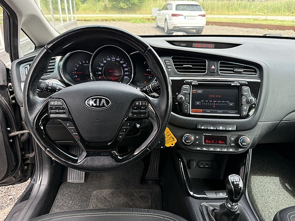 Kia Ceed 8 of 11