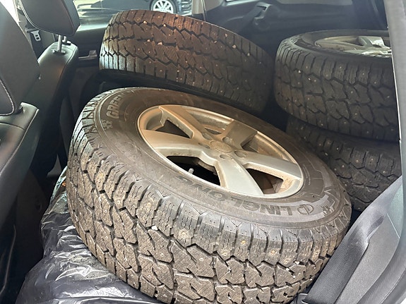Ford Kuga 7 of 13