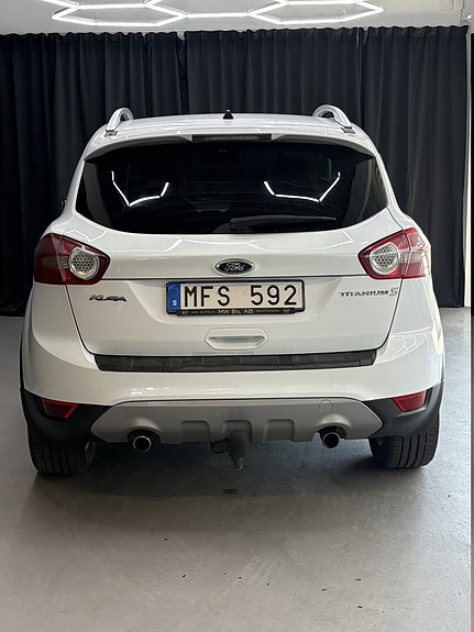 Ford Kuga 9 of 13