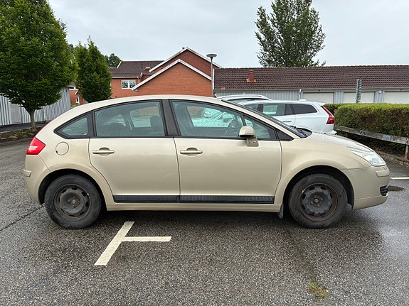 Citroen C4 2 of 5