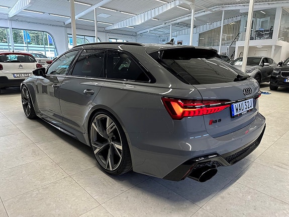Audi RS6 3 of 27