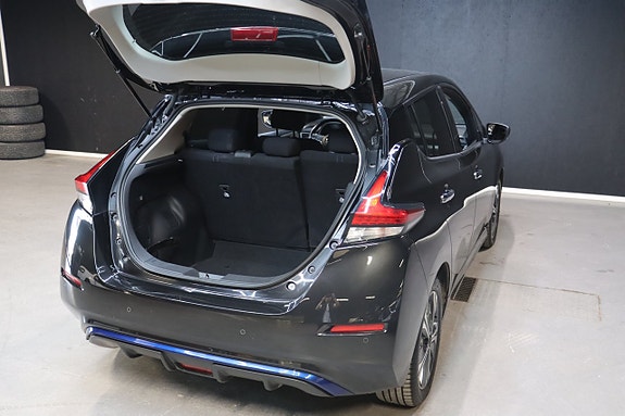 Nissan Leaf 10 of 30