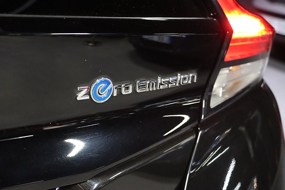 Nissan Leaf 11 of 30