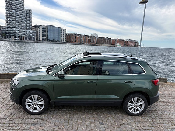 Skoda Karoq 2 of 5