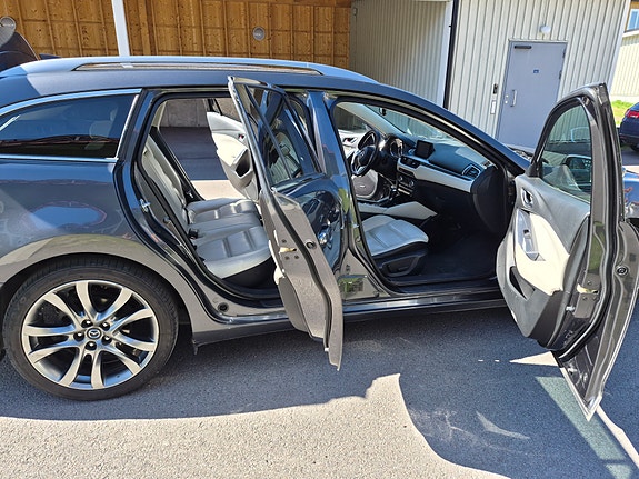 Mazda 6 4 of 5