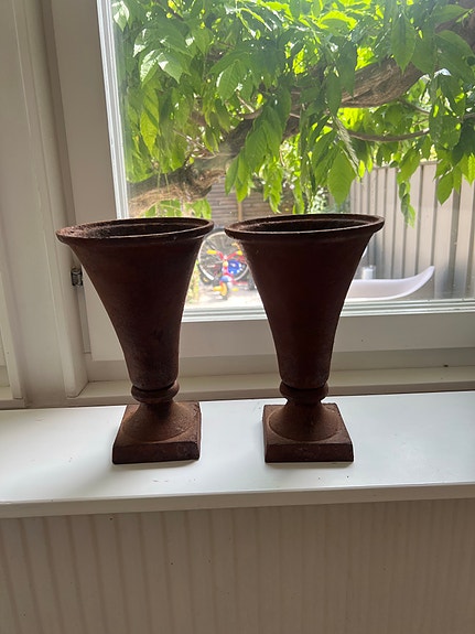 Product image 2 of 16