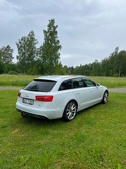 Audi A6 4 of 5