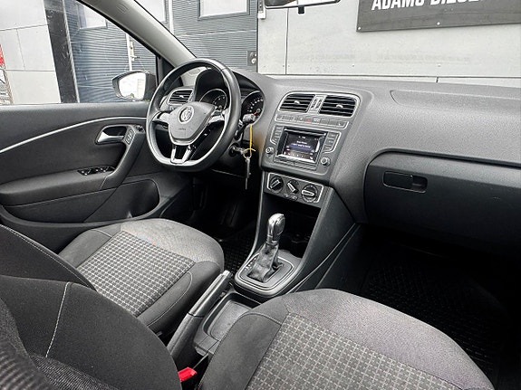 Volkswagen Polo 9 of 19