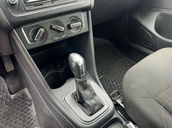 Volkswagen Polo 8 of 19