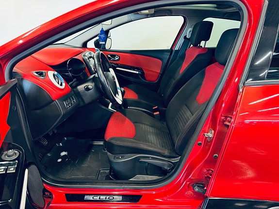 Renault Clio 7 of 13
