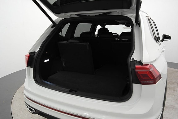 Volkswagen Tiguan Allspace 19 of 25