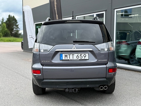 Mitsubishi Outlander 25 of 30