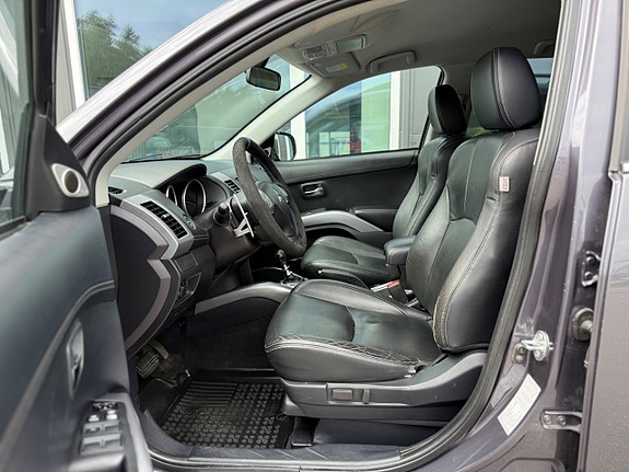 Mitsubishi Outlander 15 of 30