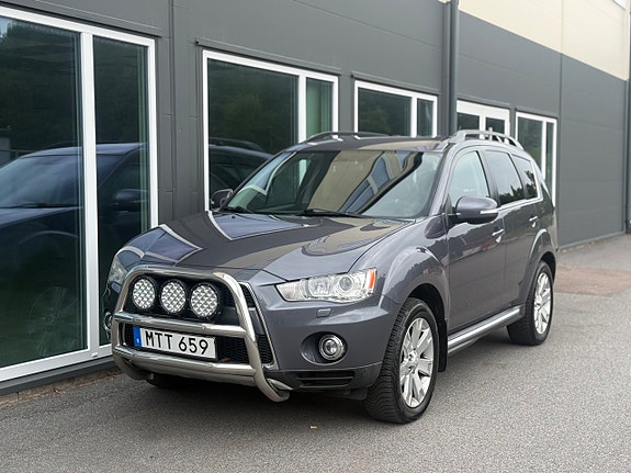 Mitsubishi Outlander 13 of 30