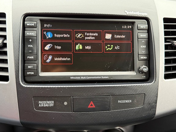 Mitsubishi Outlander 19 of 30