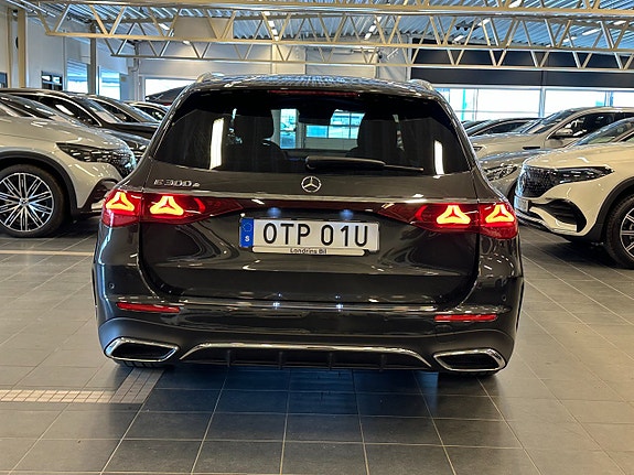 Mercedes-Benz E300 e 6 of 19