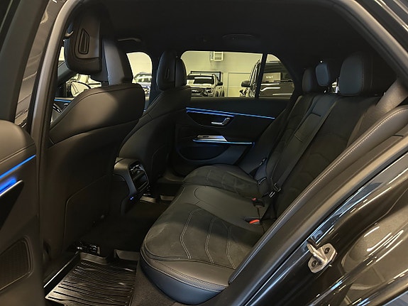 Mercedes-Benz E300 e 11 of 19