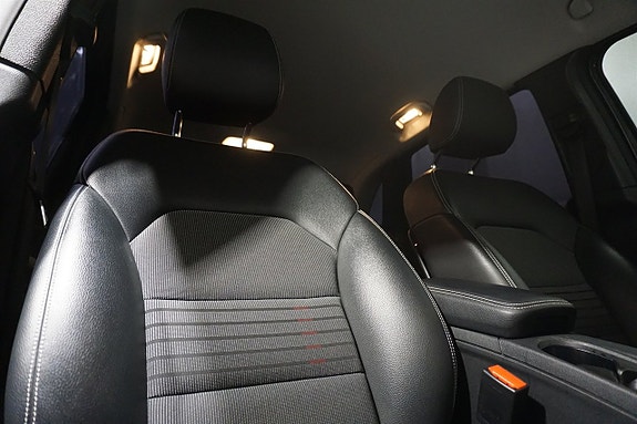 Mercedes-Benz B200 11 of 23