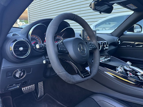 Mercedes-Benz AMG GT C 18 of 24