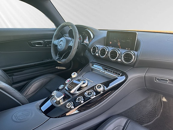 Mercedes-Benz AMG GT C 17 of 24