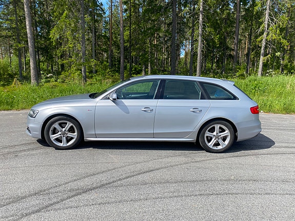 Audi A4 3 of 13
