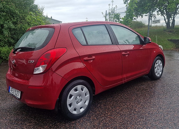 Hyundai i20 3 of 5