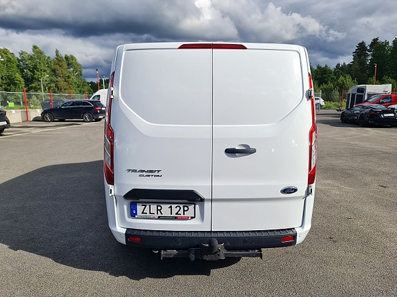 Ford Transit Custom 5 of 5