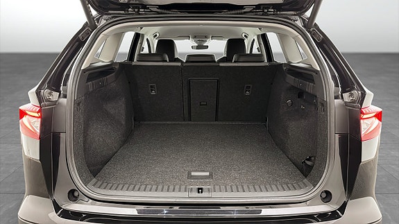 Skoda Enyaq 12 of 21