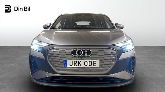 Audi Q4 Sportback e-tron 4 of 5