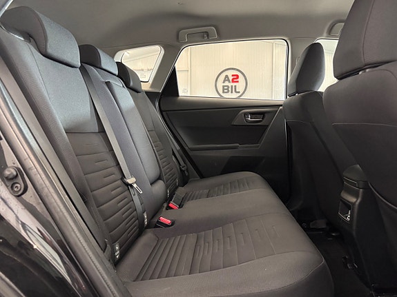 Toyota Auris 20 of 29