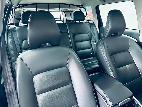 Volvo XC70 16 of 19