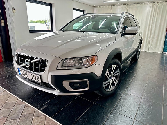 Volvo XC70 4 of 5