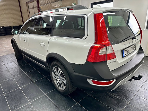 Volvo XC70 6 of 19