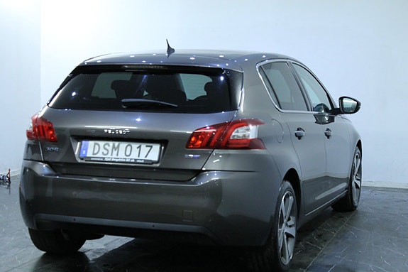 Peugeot 308 7 of 11