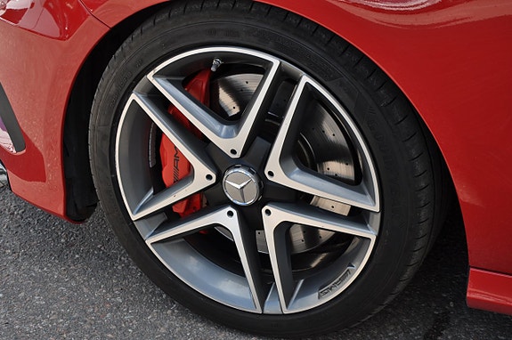 Mercedes-Benz A45 13 of 14
