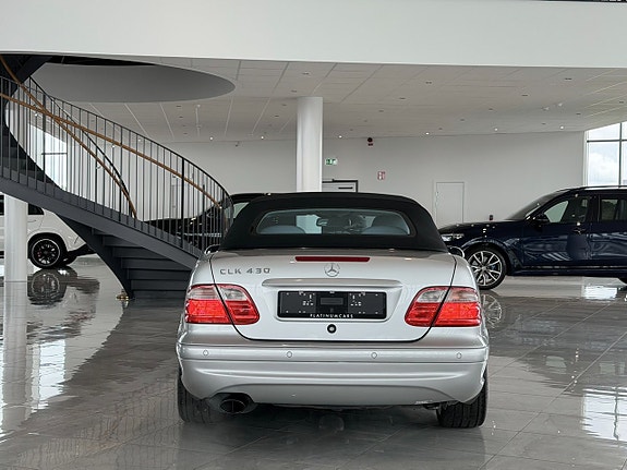 Mercedes-Benz CLK430 6 of 20