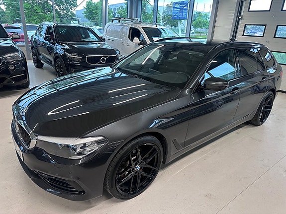 BMW 520d 10 of 30
