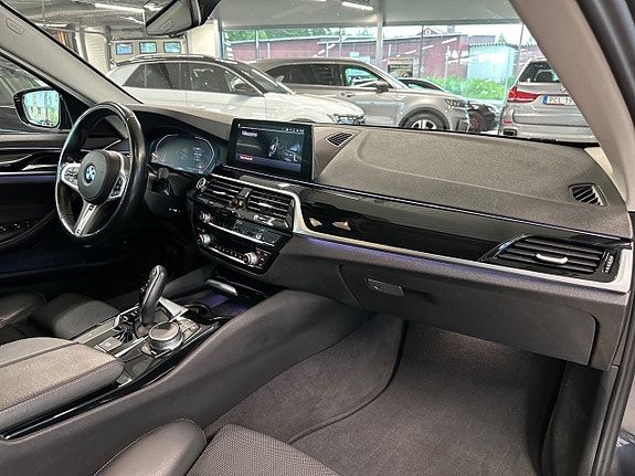 BMW 520d 18 of 30